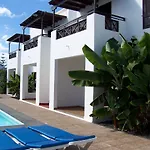 Aparthotel La Laguneta
