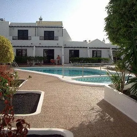 Apart Otel La Laguneta 2*
