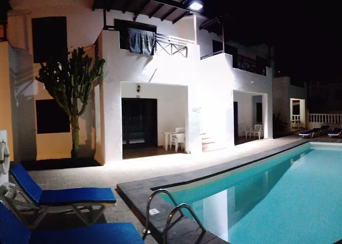 Apart Otel La Laguneta 2*