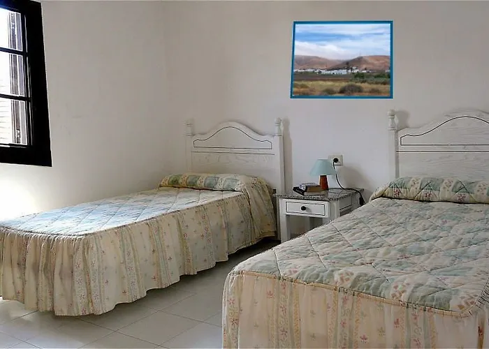 La Laguneta Aparthotel 2*