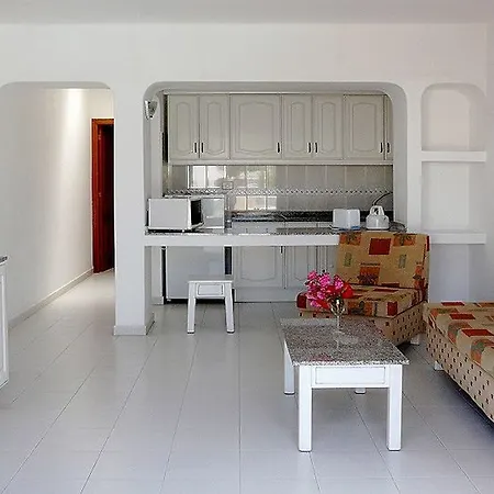 La Laguneta Lägenhetshotell Puerto del Carmen (Lanzarote)