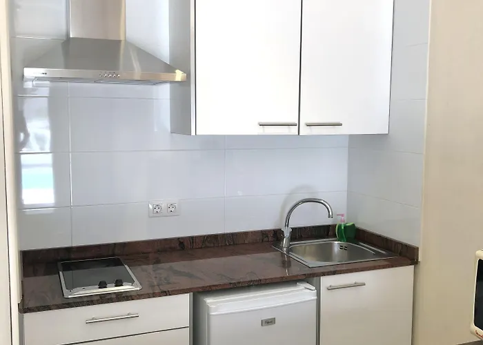 La Laguneta Aparthotel 2*